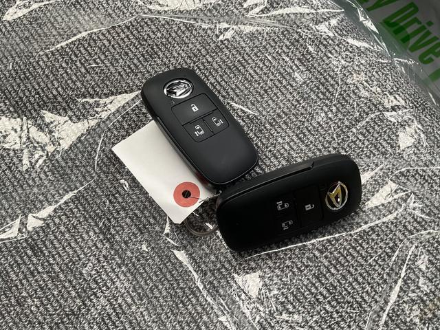 ムーヴキャンバスストライプスＸ衝突回避支援機能　電動パーキングブレーキ　両側パワースライドドア（福岡県）の中古車