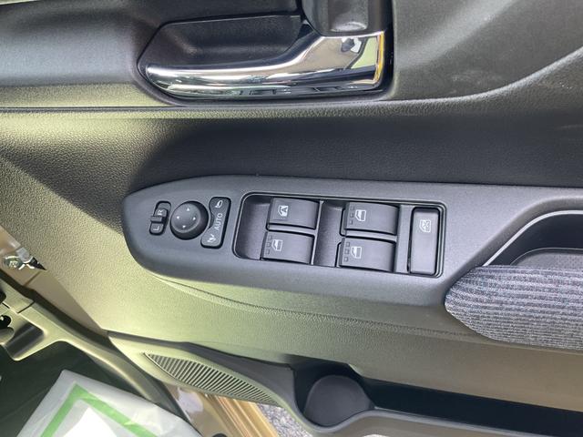 ムーヴＲＳ衝突回避支援機能　電動パーキングブレーキ　両側パワースライドドア（福岡県）の中古車