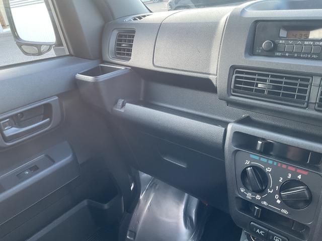 ハイゼットカーゴＤＸデラックス　ＣＶＴ　両側スライドドア　キーレス（福岡県）の中古車