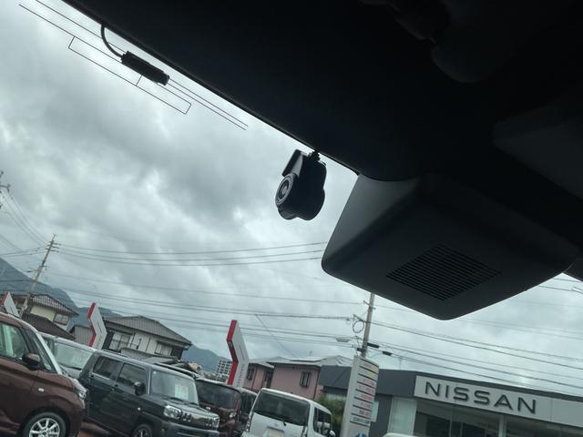 タフトGターボ クロムベンチャー衝突回避支援機能 電動パーキングブレーキ(福岡県)の中古車