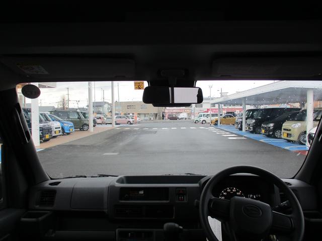 ハイゼットカーゴＤＸＲ５年式　保証継承有り　キーレス　１９．８３９ｋｍ（福岡県）の中古車
