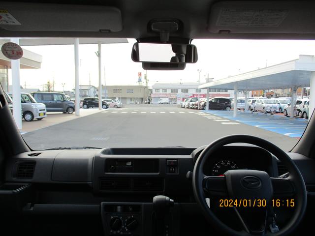 ハイゼットカーゴＤＸＲ５年式　キーレス　１４．２３３ｋｍ（福岡県）の中古車