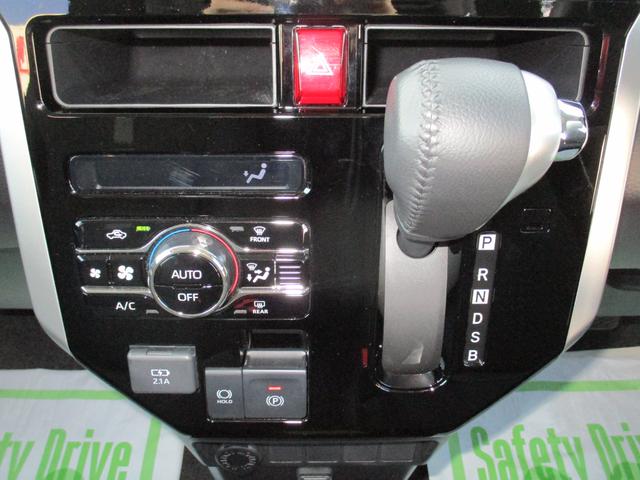トールカスタムＧＲ５年式　１０００ｃｃ　キーフリー　パノラマモニター対応可能　４．２２９ｋｍ（福岡県）の中古車