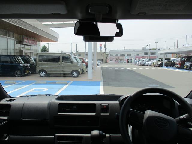 ハイゼットカーゴＤＸＲ６年式　社有車ＵＰ　純正ラジオ　１７，３２１ｋｍ（福岡県）の中古車