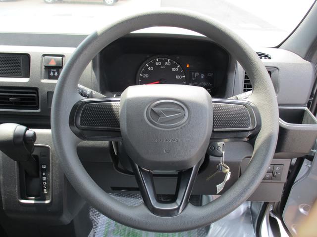 ハイゼットカーゴＤＸＲ６年式　社有車ＵＰ　純正ラジオ　１７，３２１ｋｍ（福岡県）の中古車