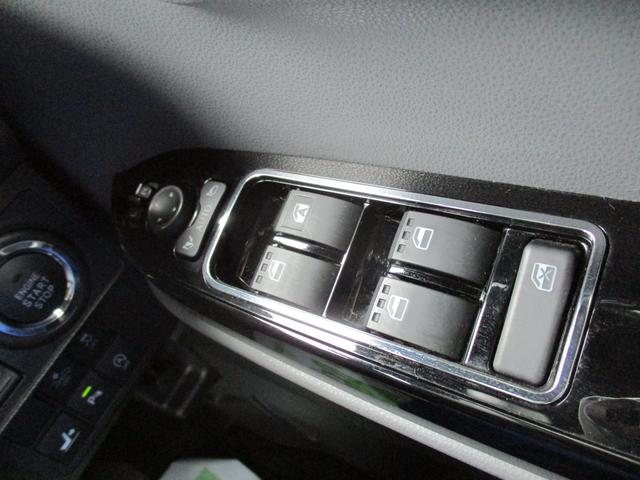 タントカスタムＸセレクション両側電動スライドドア　５６６４５ｋｍ（福岡県）の中古車