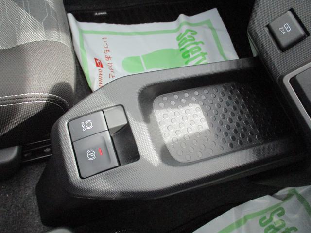 タフトＧ　クロムベンチャー電動パーキングブレーキ付き　２９８０ｋｍ（福岡県）の中古車