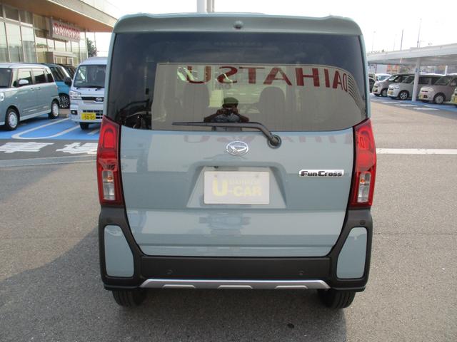タントファンクロスＲ６年式　パノラマモニター　キーフリー　２５６５ｋｍ（福岡県）の中古車