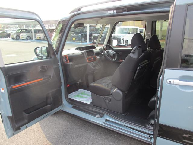 タントファンクロスＲ６年式　パノラマモニター　キーフリー　２５６５ｋｍ（福岡県）の中古車