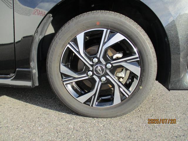 タントカスタムＸＲ６年式　１７．３８８キロ（福岡県）の中古車