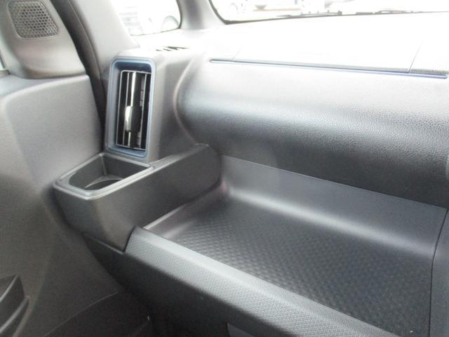 タントカスタムＸＲ６年式　１１．４８６キロ（福岡県）の中古車