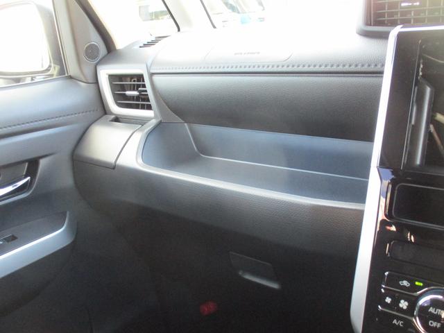 トールカスタムＧＲ５年式　社有車ＵＰ　３４６ｋｍ（福岡県）の中古車