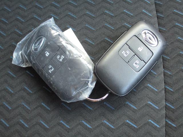 トールカスタムＧＲ５年式　社有車ＵＰ　３４６ｋｍ（福岡県）の中古車