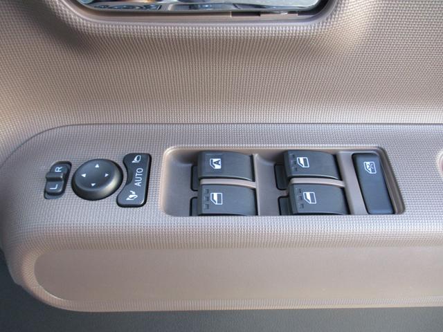 ムーヴキャンバスセオリーGR7年式 試乗車上がり 162km(福岡県)の中古車