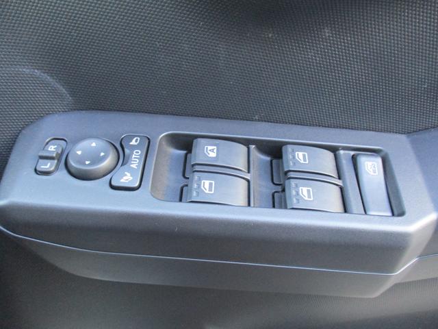 タフトGターボ クロムベンチャーR6年式 試乗車UP ターボ車 キーフリー 141km(福岡県)の中古車