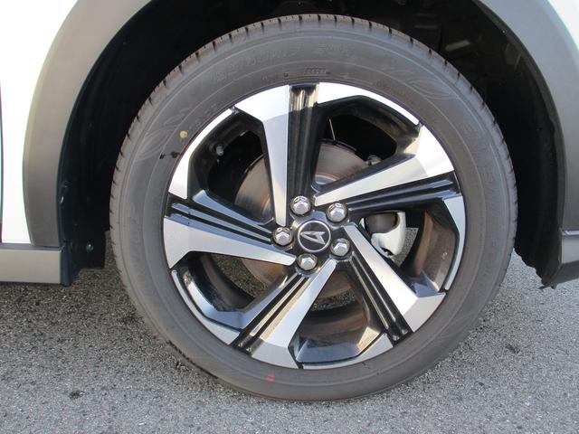 ロッキープレミアムＧ　ＨＥＶＲ６年式　５，５５８ｋｍ（福岡県）の中古車