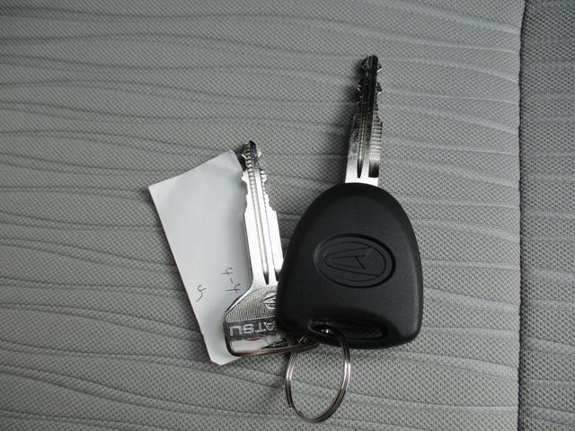 ミライースＬ　ＳＡIIIＲ７年式　届け出済み未使用車　キーレス　４ｋｍ（福岡県）の中古車