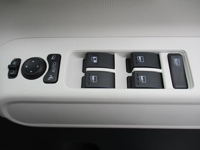 ムーヴキャンバスストライプスＧＲ７年式　届け出済み未使用車　キーフリー　１ｋｍ（福岡県）の中古車