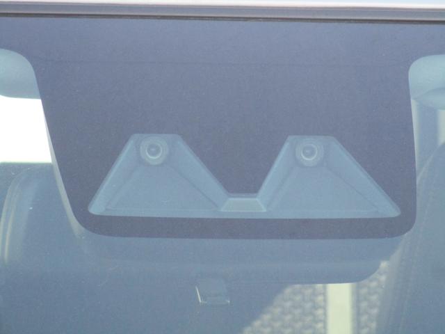 ロッキープレミアムＧ　ＨＥＶＲ７年式　ハイブリッド　１２００ｃｃ　キーフリー　１５ｋｍ（福岡県）の中古車