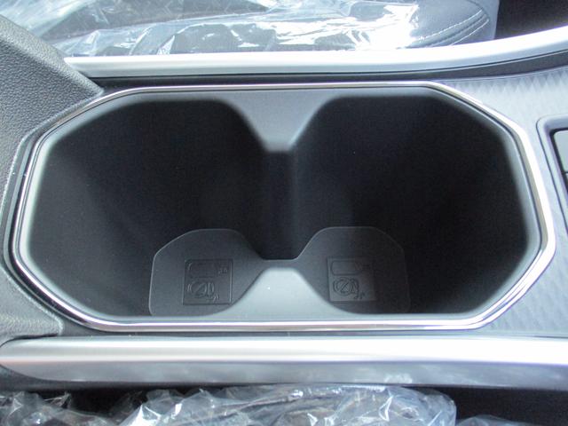 ロッキープレミアムＧ　ＨＥＶＲ７年式　ハイブリッド　１２００ｃｃ　キーフリー　１５ｋｍ（福岡県）の中古車