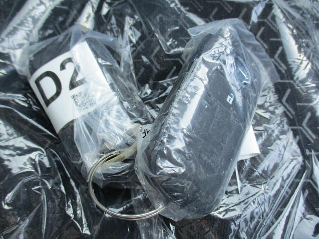 ロッキープレミアムＧ　ＨＥＶＲ７年式　ハイブリッド　１２００ｃｃ　キーフリー　１５ｋｍ（福岡県）の中古車