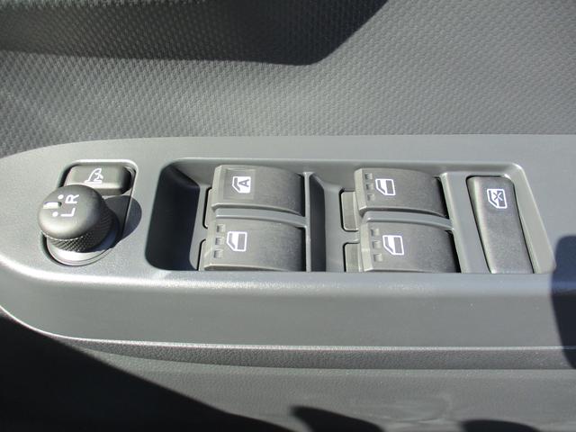 ミライースＸ　ＳＡIIIＲ７年式　届出済み未使用車　キーレス　２ｋｍ（福岡県）の中古車