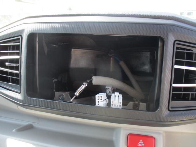 ミライースＸ　ＳＡIIIＲ７年式　届出済み未使用車　キーレス　２ｋｍ（福岡県）の中古車