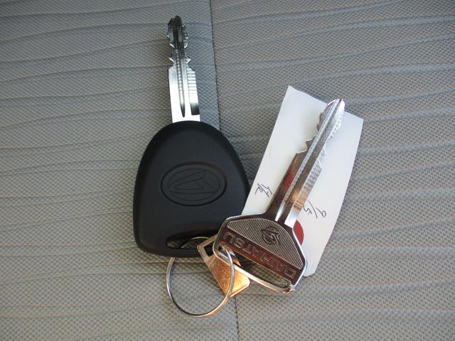 ミライースＸ　ＳＡIIIＲ７年式　届出済み未使用車　キーレス　２ｋｍ（福岡県）の中古車