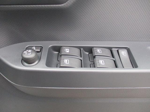 ミライースＸ　ＳＡIIIＲ７年式　届出済み未使用車　キーレス　２ｋｍ（福岡県）の中古車