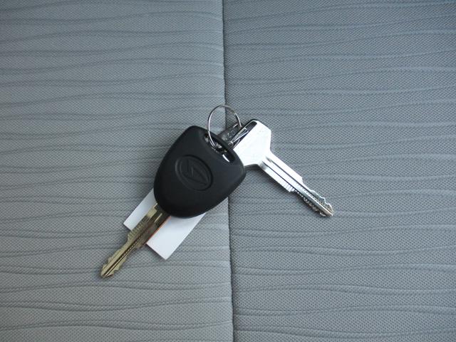 ミライースＸ　ＳＡIIIＲ７年式　届出済み未使用車　キーレス　２ｋｍ（福岡県）の中古車