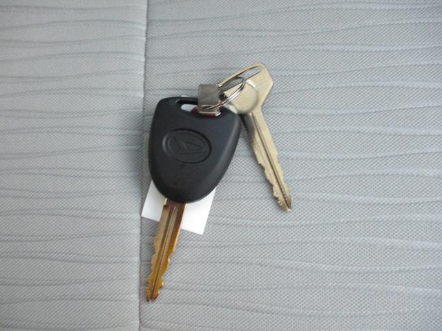 ミライースＸ　ＳＡIIIＲ７年式　届出済み未使用車　キーレス　２ｋｍ（福岡県）の中古車