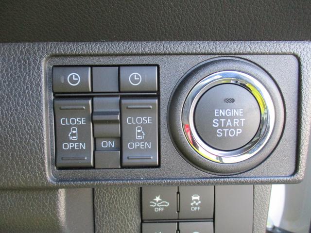 ムーヴキャンバスストライプスＧＲ７年式　届出済み未使用車　両側パワースライドドア　２ｋｍ（福岡県）の中古車