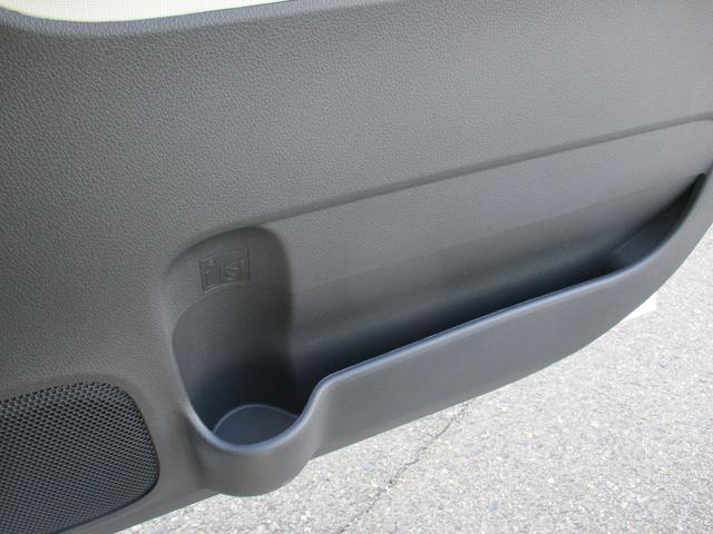 ムーヴキャンバスストライプスＧＲ７年式　届出済み未使用車　両側パワースライドドア　２ｋｍ（福岡県）の中古車