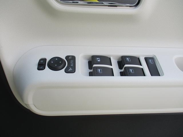 ムーヴキャンバスストライプスＧＲ７年式　届出済み未使用車　両側パワースライドドア　９ｋｍ（福岡県）の中古車