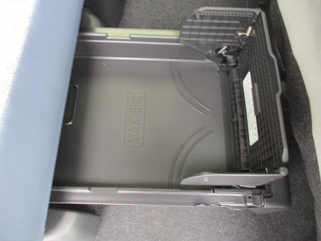 ムーヴキャンバスストライプスＧＲ７年式　届出済み未使用車　両側パワースライドドア　２ｋｍ（福岡県）の中古車