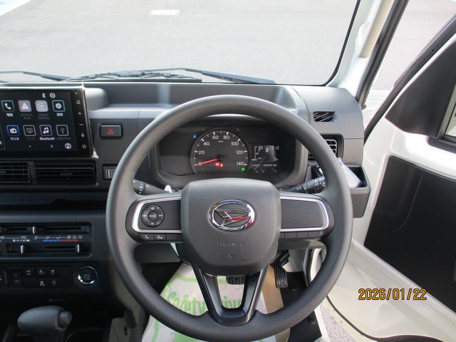 ハイゼットトラックジャンボエクストラＲ７年式　届出済み未使用車　４ＷＤ　９インチディスプレイオーディオ　　２ｋｍ（福岡県）の中古車