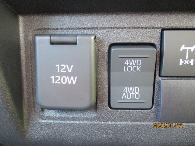 ハイゼットトラックジャンボエクストラＲ７年式　届出済み未使用車　４ＷＤ　９インチディスプレイオーディオ　　２ｋｍ（福岡県）の中古車