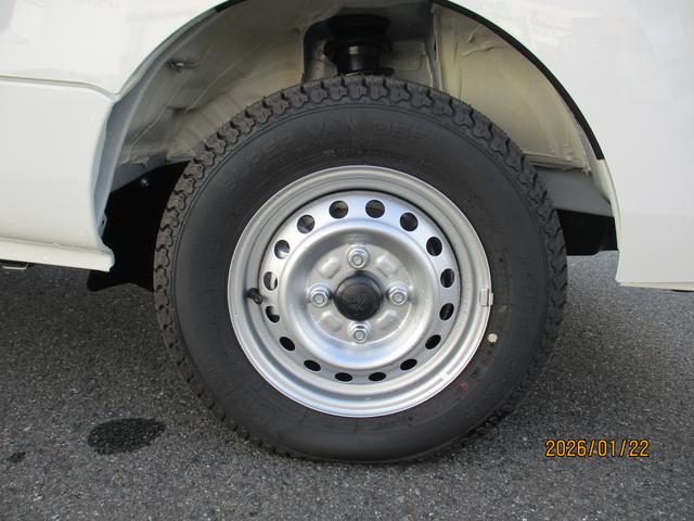 ハイゼットトラックジャンボエクストラＲ７年式　届出済み未使用車　４ＷＤ　９インチディスプレイオーディオ　　２ｋｍ（福岡県）の中古車