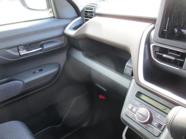 ムーヴＲＳＲ７年式　試乗車ＵＰ　両側パワースライドドア　キーフリー　８３ｋｍ（福岡県）の中古車