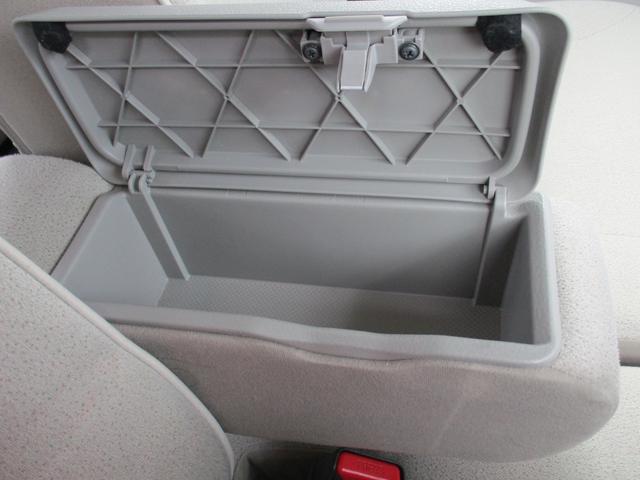 ムーヴキャンバスＧメイクアップリミテッド　ＳＡIIIＨ３１年式　純正ナビ　パノラマモニター　両側パワースライドドア　４４１５５ｋｍ（福岡県）の中古車