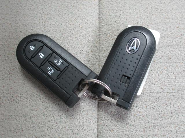 ムーヴキャンバスＧメイクアップリミテッド　ＳＡIIIＨ３１年式　純正ナビ　パノラマモニター　両側パワースライドドア　４４１５５ｋｍ（福岡県）の中古車