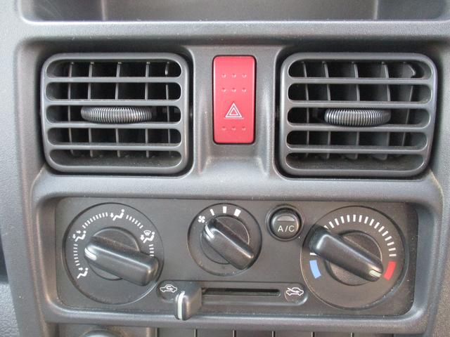 ＮＴ１００クリッパートラックＤＸ　セーフティパッケージＲ２年式　４ＷＤ　オートマ　３９０２８ｋｍ（福岡県）の中古車