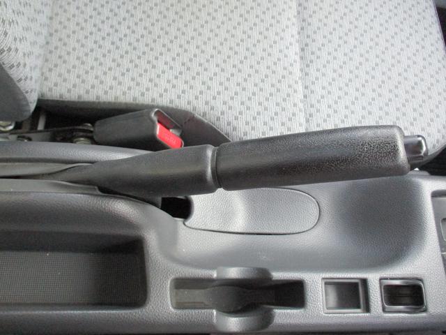 ＮＴ１００クリッパートラックＤＸ　セーフティパッケージＲ２年式　４ＷＤ　オートマ　３９０２８ｋｍ（福岡県）の中古車