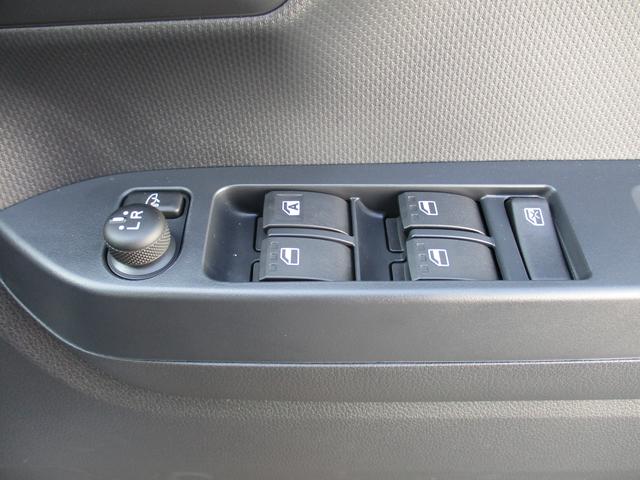 ミライースＸ　ＳＡIIIＲ７年式　届出済み未使用車　キーレス　３ｋｍ（福岡県）の中古車