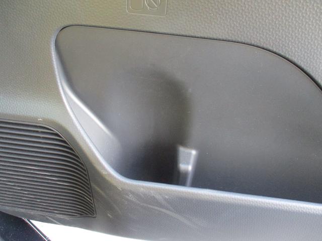 トールカスタムGR7年式 ディスプレイオーディオ キーフリー 4686km(福岡県)の中古車