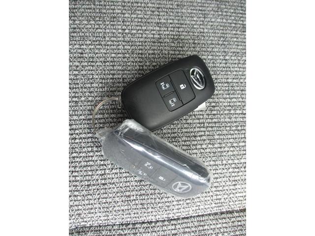 ムーヴキャンバスストライプスＧターボ社有車ＵＰ　両側電動スライドドア　ディスプレイオーディオ付き　１５６７ｋｍ（福岡県）の中古車