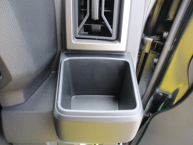 タフトＧ　ダーククロムベンチャーＲ７年式　試乗車ＵＰ　キーフリー　３９ｋｍ（福岡県）の中古車