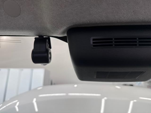 ムーヴキャンバスストライプスGターボターボ車 インパネシフト プッシュスタートスイッチ 電子カードキー 電動パーキングブレーキ 左右オートスライド レーダーブレーキ オートハイビーム レーンキープ ABS(鹿児島県)の中古車