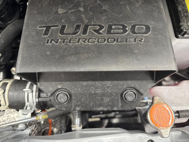 ムーヴキャンバスストライプスGターボターボ車 インパネシフト プッシュスタートスイッチ 電子カードキー 電動パーキングブレーキ 左右オートスライド レーダーブレーキ オートハイビーム レーンキープ ABS(鹿児島県)の中古車