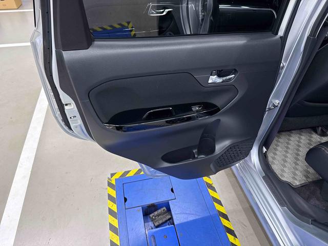 ムーヴカスタム　ＲＳ　ハイパーＳＡIIIターボエンジン　インパネシフト　プッシュスタートスイッチ　電子カードキー　衝突回避支援システム　アルミホイール　レーンアシスト（鹿児島県）の中古車